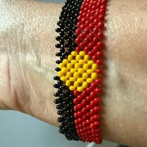 Unique Handmade Aboriginal beaded Flag bracelet NWOT
